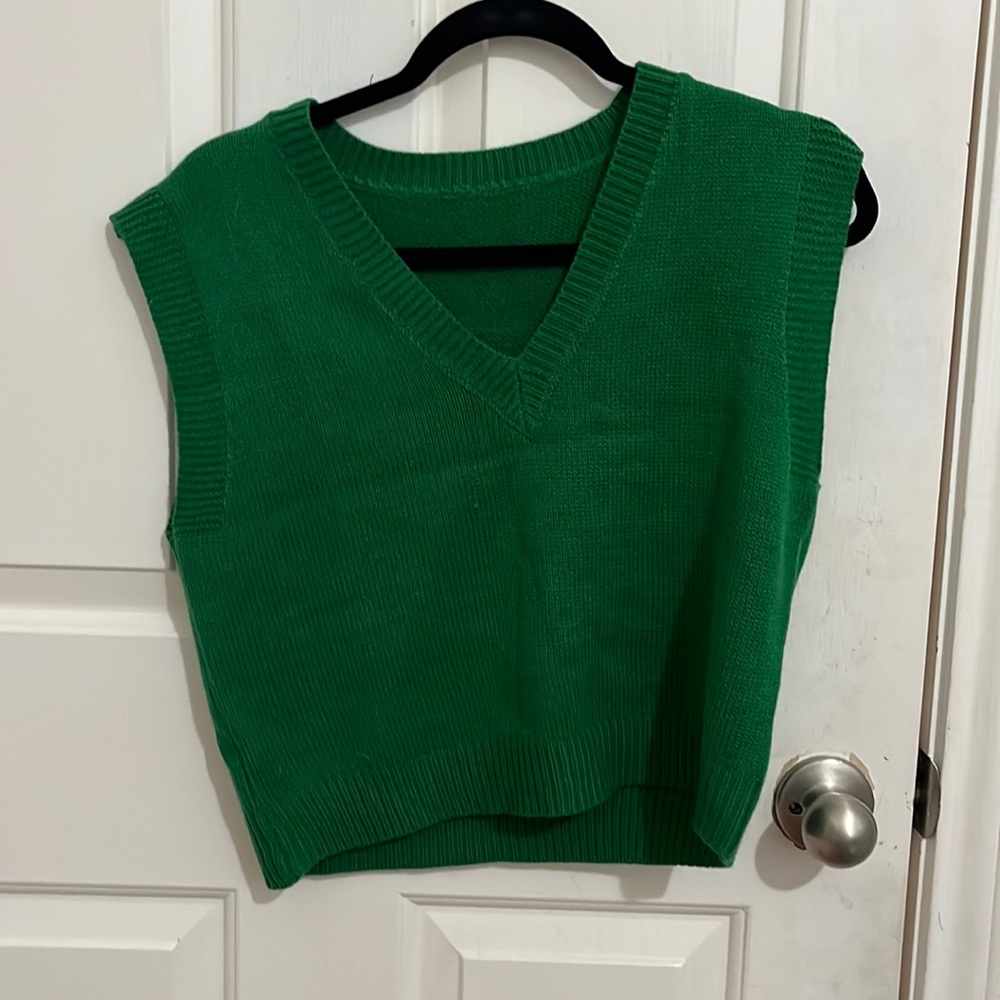 Cropped sweater